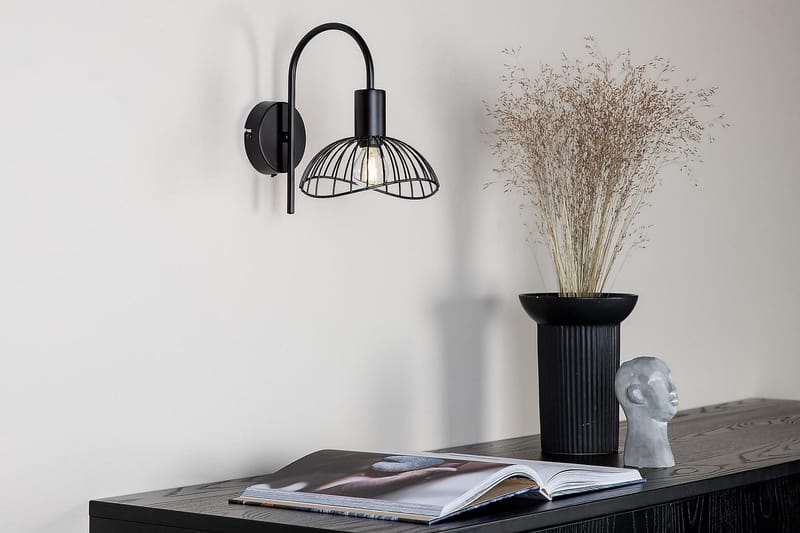 Elsa Vägglampa Dimbar LED Stor - Svart - Products - Belysning - Lampor & belysning inomhus - Sovrumslampa - Sänglampa - Sänglampa vägg