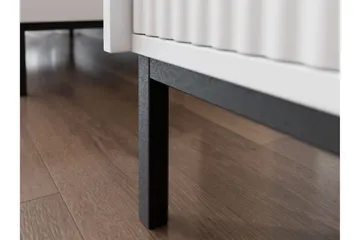 Bjurholm Byrå 153 cm - Beige - Products - Förvaring - Förvaringsmöbler - Byrå