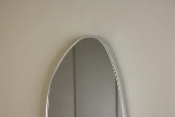 Borgholm Vägghängd Spegel 30 cm - Silver - Products - Inredning - Spegel - Hallspegel