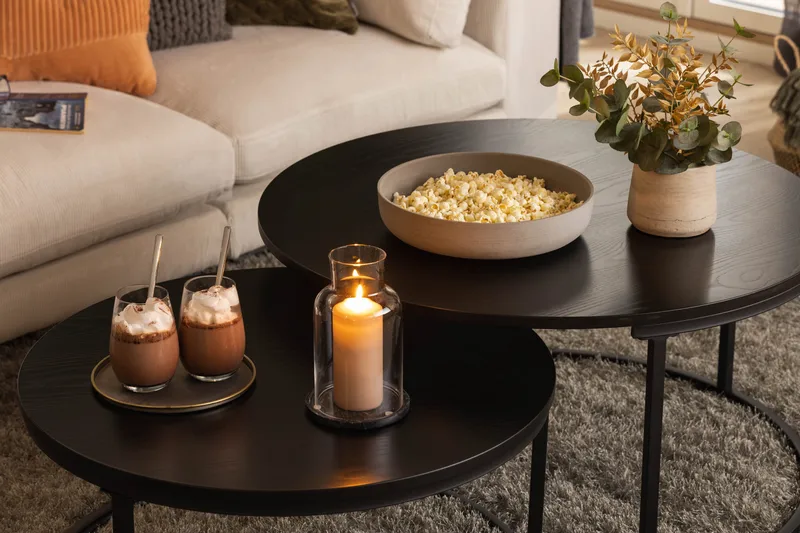 Thyra Satsbord Runt Soffbord - Svart - Products - Möbler - Bord & matgrupp - Avlastningsbord & sidobord - Satsbord