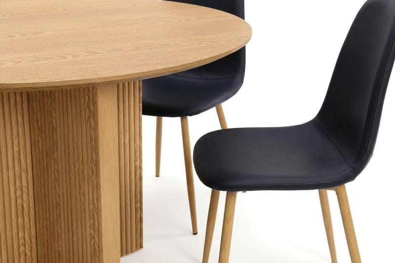 Edda Matgrupp runt 110 cm Ek med 4 Nibe Matstolar - Ek - Products - Möbler - Bord & matgrupp - Matgrupp