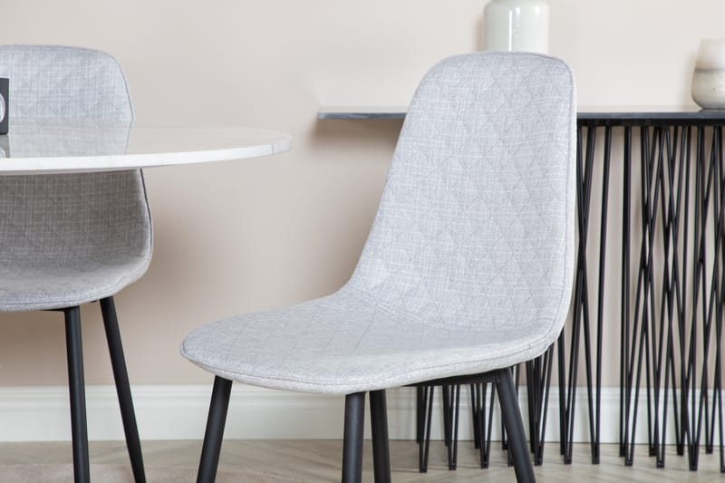 Estelle Matgrupp 106 cm Rund med 4 Polar stolar - Svart - Products - Möbler - Bord & matgrupp - Matgrupp