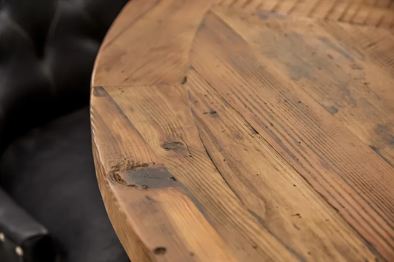 Lyon Matgrupp 150 cm Rund med 6 Tuva Fåtölj - Vintage Alm/Vit/Svart PU - Products - Möbler - Bord & matgrupp - Matgrupp