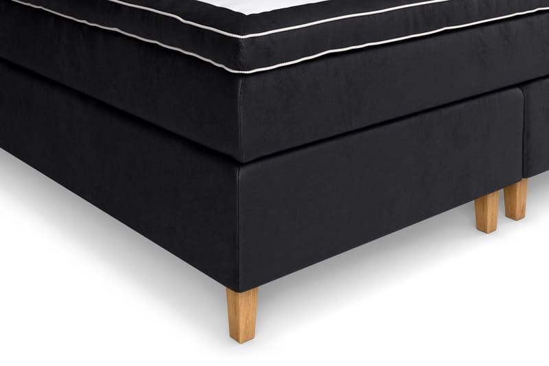 Celine Kontinentalsäng 210x210cm - Svart/Sammet - Products - Möbler - Säng - Kontinentalsäng