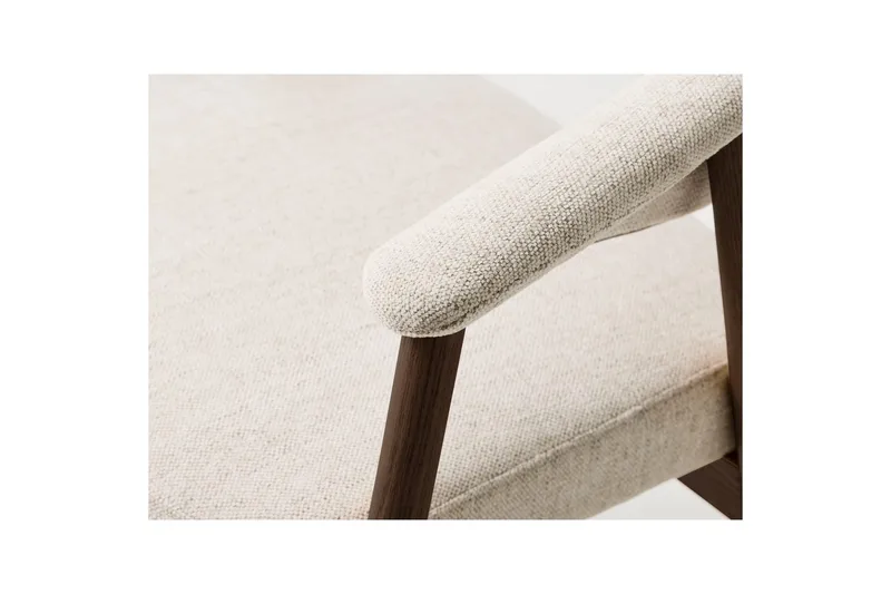 Ansari Karmstol - Beige - Products - Möbler - Fåtölj & stolar - Karmstol