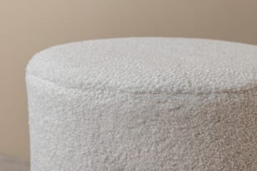 Benji Sittpuff - Benvit - Products - Möbler - Fåtölj & stolar - Pall & puff - Sittpuff