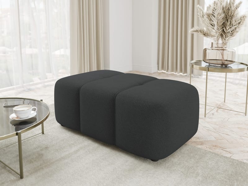 Flo Fotpall 93 cm - Svart - Products - Möbler - Fåtölj & stolar - Pall & puff - Fotpallar