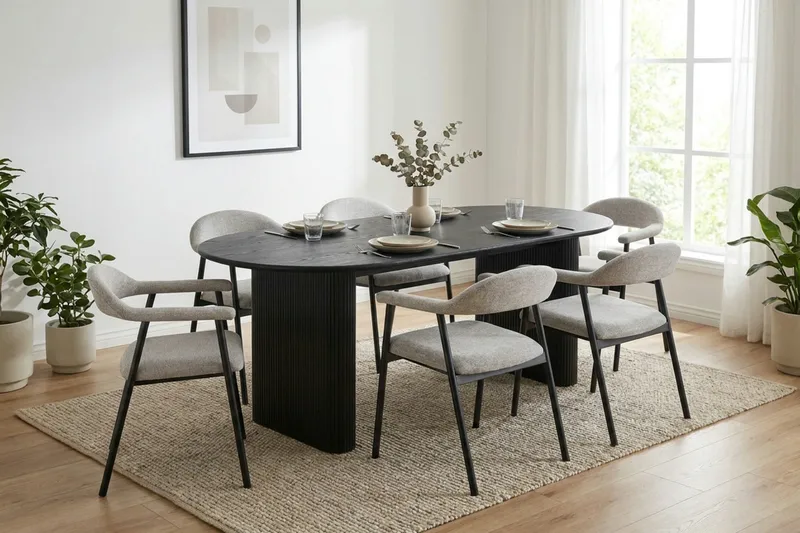 Ronja Matstol i metall med tygsits - Beige/Svart - Products - Möbler - Fåtölj & stolar - Matstol & köksstol