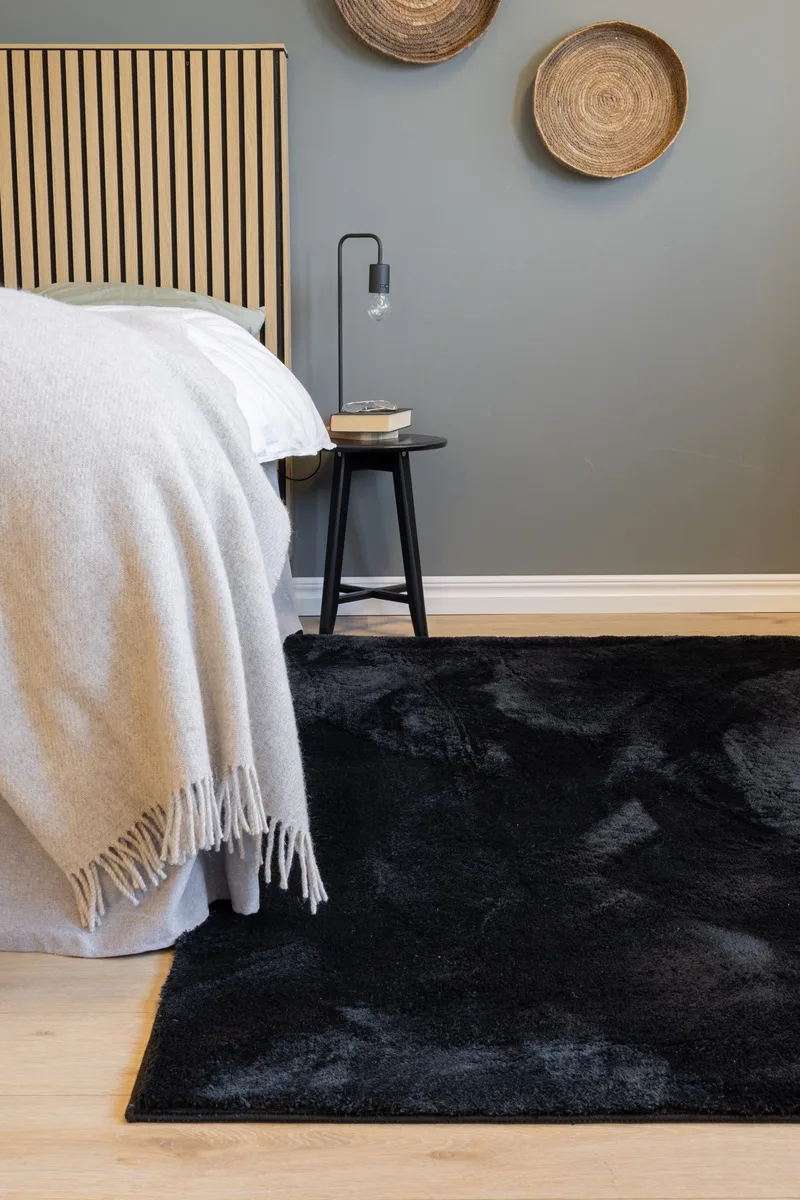 Cozy Ryamatta 110x160 cm Rektangulär - Svart - Products - Textil & mattor - Matta - Modern matta - Ryamatta