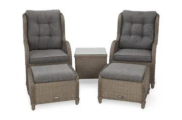 Marcus Caféset med 2 Öronlappsfåtöljer med Fotpall m Dyna - Grå - Products - Utemöbler & utemiljö - Utegrupp - Cafegrupp & cafeset