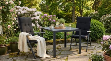 Tunis Matgrupp Utomhus 90x90 + 2 Monaco Lyx Positionsstol m Dyna - Svart/Grå - Products - Utemöbler & utemiljö - Utegrupp - Matgrupp utomhus