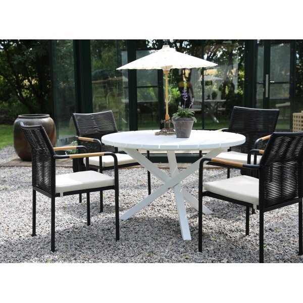 Scottsdale ulkoruokailuryhm� p�yd�n ymp�rill� ja 4 Skan�r-nojatuolia - musta/beige/valkoinen
