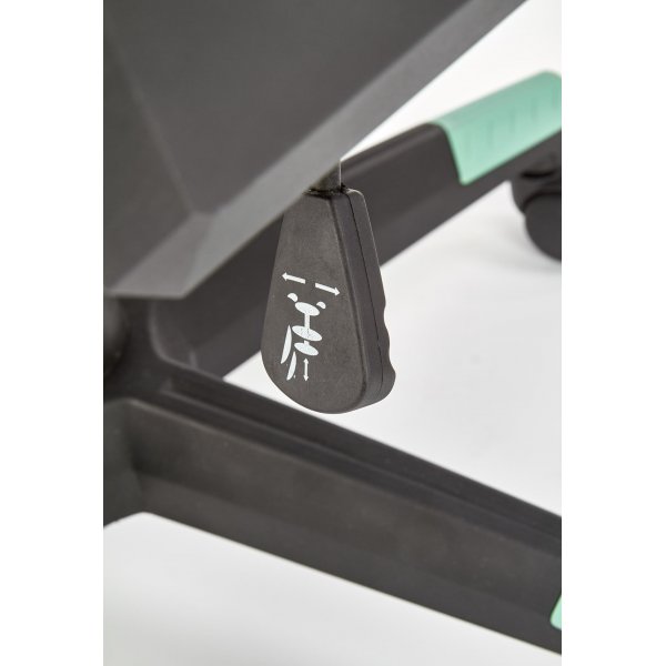 Factor pelituoli - Monivärinen Factor pelituoli - Monivärinen