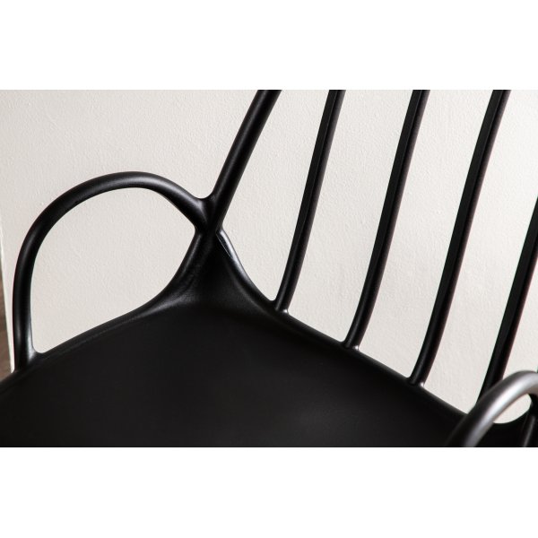 Dyrön ruokapöydän tuoli - musta Dyrön ruokapöydän tuoli - musta