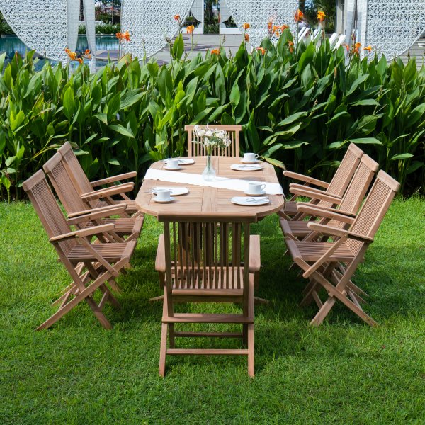 Ulkoryhm; ruokapyt ja 8 nojatuolia - Salt