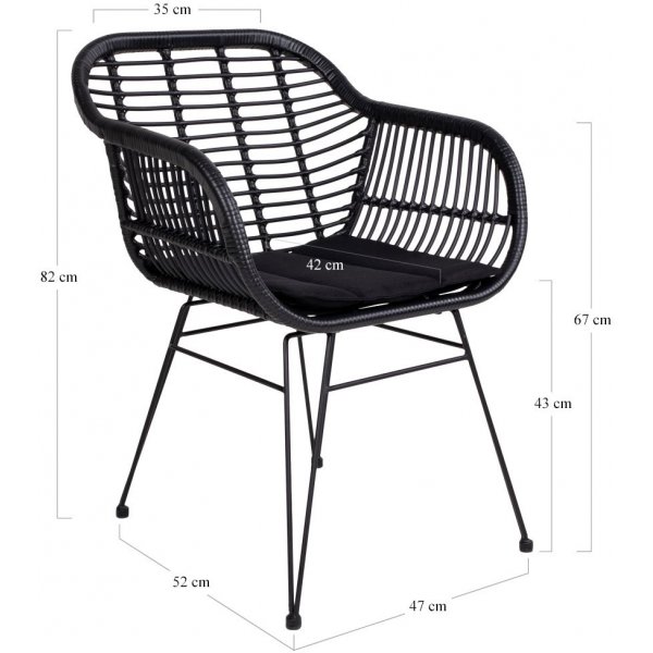 Trieste patiotuoli tyynyllä - musta + Huonekalujen tahranpoistoaine Trieste patiotuoli tyynyllä - musta + Huonekalujen tahranpoistoaine