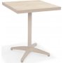 Urbanite kahvilaryhm, jossa pyt 63 x 63 cm ja 2 pinottavaa ruokapydn tuolia - beige