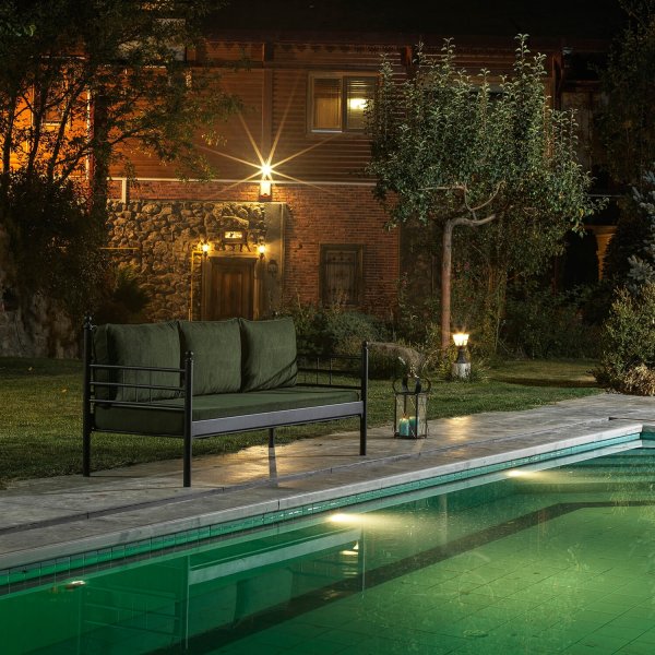 Manyas 3-istuttava ulkosohva - musta/vihreä + Huonekalujen tekstiilien hoito Manyas 3-istuttava ulkosohva - musta/vihreä + Huonekalujen tekstiilien hoito