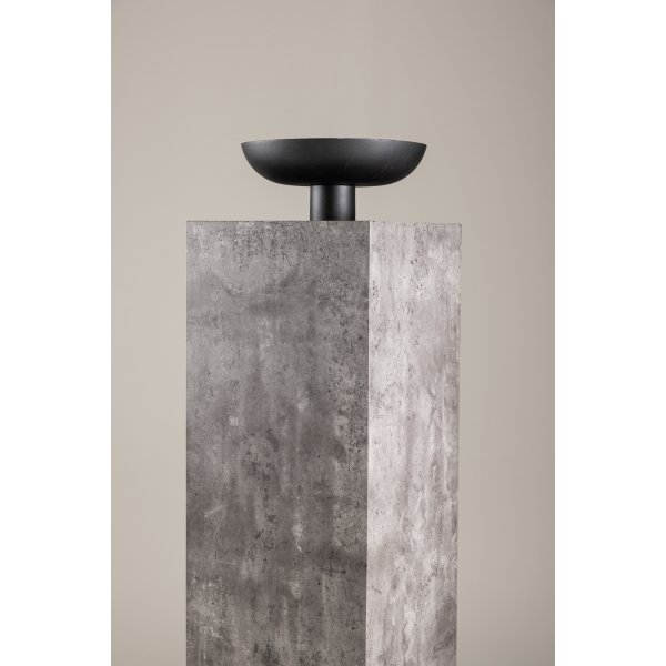 Ramsvik sivupöytä 40 x 40 x 130 cm - harmaa Ramsvik sivupöytä 40 x 40 x 130 cm - harmaa