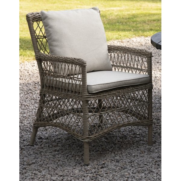 Ulkokyttn tarkoitettu rottinkituoli - Provence