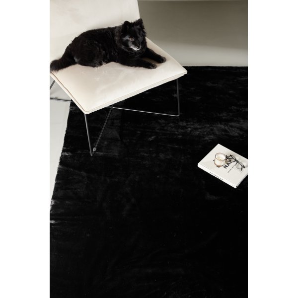 Rochelle matto - musta