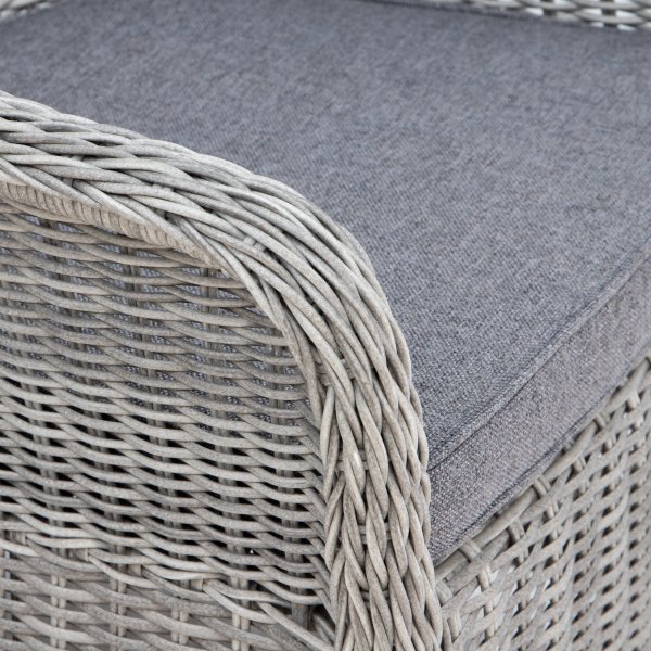 Parvekeryhm; 2 tuolia ja pyt 48 x 48 cm harmaa/rottinki - Tor/Mercury