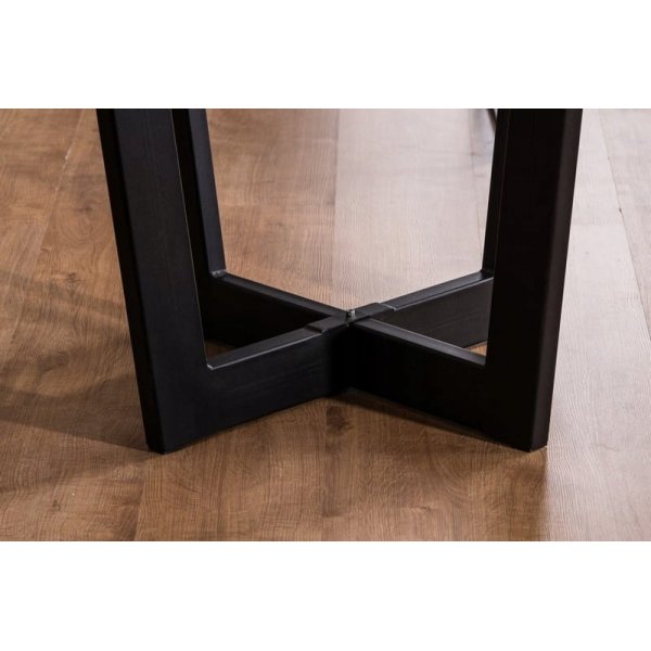 Cono ruokapöytä Ø90 cm - Tammi/musta Cono ruokapöytä Ø90 cm - Tammi/musta