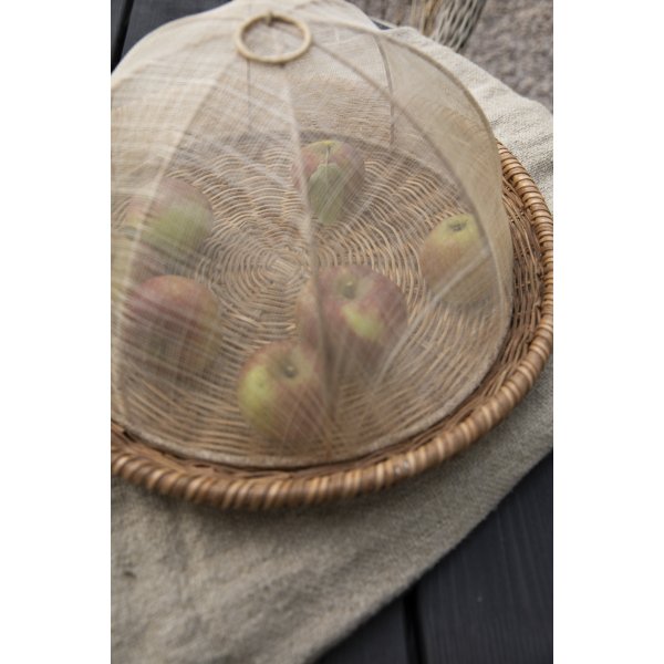 Ulkoryhmä: musta pyöreä ruokapöytä Ø112 cm ja 4 nojatuolia Ulkoryhmä: musta pyöreä ruokapöytä Ø112 cm ja 4 nojatuolia