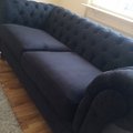 Asiakaskuva Kolmen istuttava Chesterfield York -sohva - Valinnainen kangas