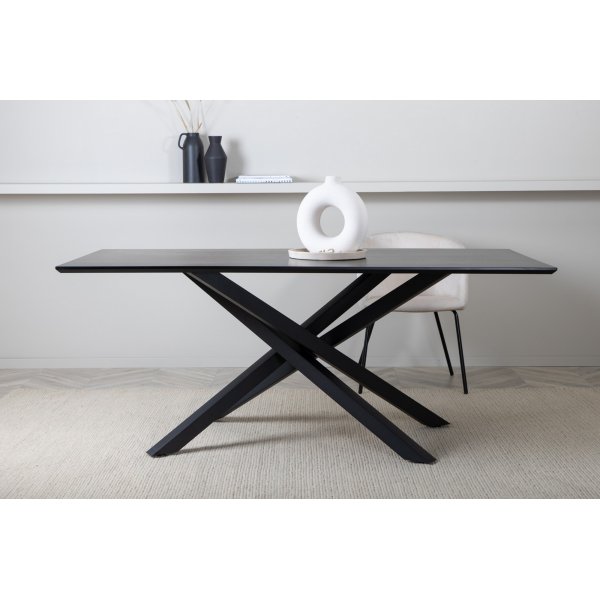 Ruokapöytä 180x90 cm mustaksi petsattu tammi - Piazza Ruokapöytä 180x90 cm mustaksi petsattu tammi - Piazza