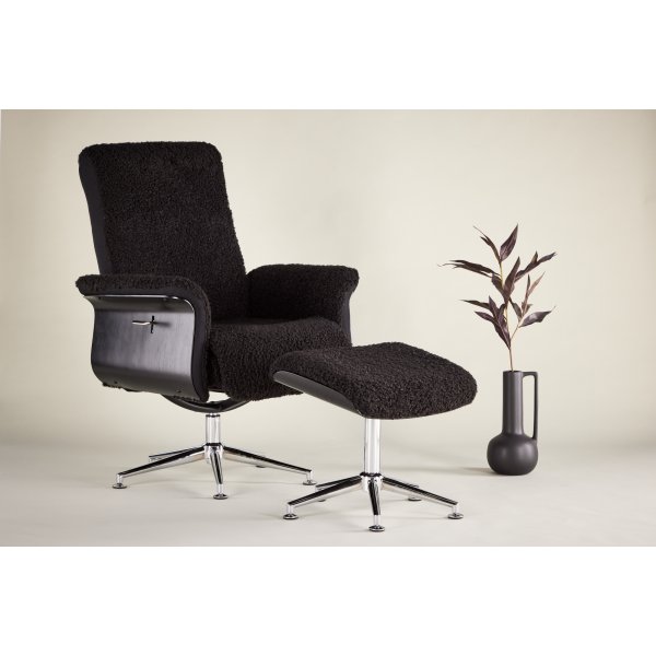 Hagön lepotuoli jalustalla - musta / kromi + Huonekalujen puhdistus Hagön lepotuoli jalustalla - musta / kromi + Huonekalujen puhdistus