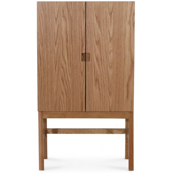 Tasokaappi sileillä ovilla - tammi Tasokaappi sileillä ovilla - tammi