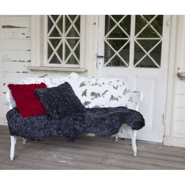 Curly lampaannahka - 95x55 cm - Musta Curly lampaannahka - 95x55 cm - Musta