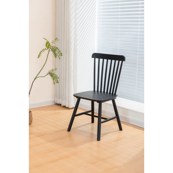 Agda musta rottinkituoli Agda musta rottinkituoli