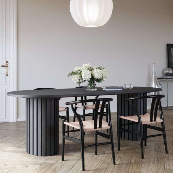 Ruokailuryhm PiPi soikea ruokapyt 240 cm sis. 4 terveellist ruokapydn tuolia - Musta tahra