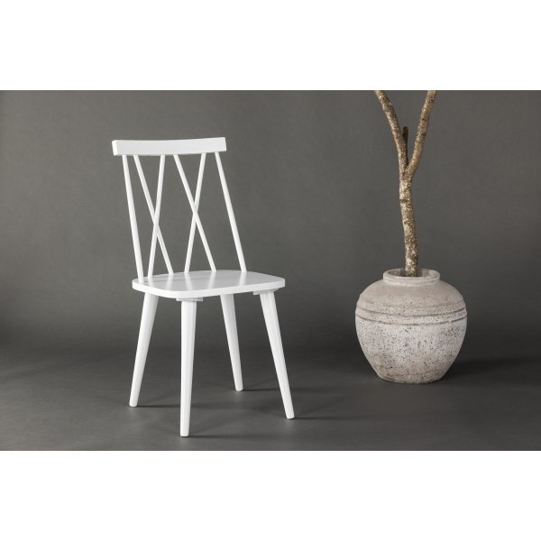 Mariette ruokapöydän tuoli - valkoinen Mariette ruokapöydän tuoli - valkoinen