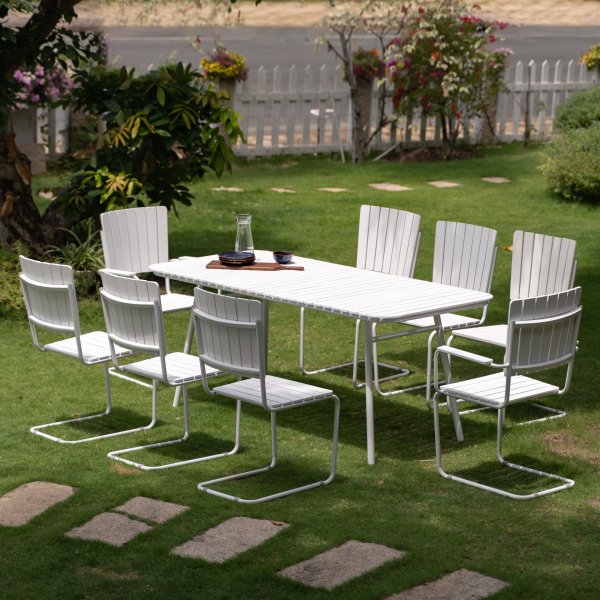 Ruokailuryhmä 8 hengelle: pöytä 180x80 cm ja 8 tuolia Ruokailuryhmä 8 hengelle: pöytä 180x80 cm ja 8 tuolia