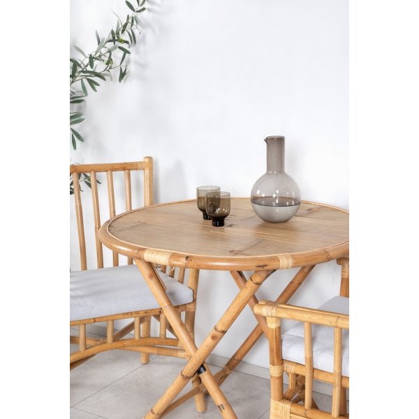 Cane ulkoruokailuryhmä 2 Cane-tuolilla - Natural/Sand beige Cane ulkoruokailuryhmä 2 Cane-tuolilla - Natural/Sand beige