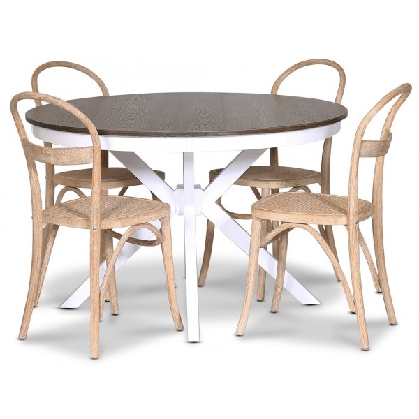 Skagen elintarvikeryhm; pyre ruokapyt 120 cm - Valkoiseksi/ruskeaksi petsattu tammi ja 4 Danderyd No.16 tuolia Whitewash