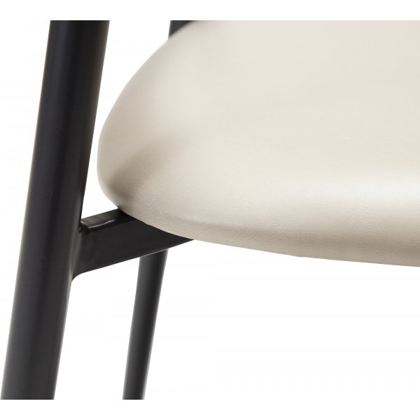 Tush ruokapöydän tuoli - Cashmere PU Tush ruokapöydän tuoli - Cashmere PU