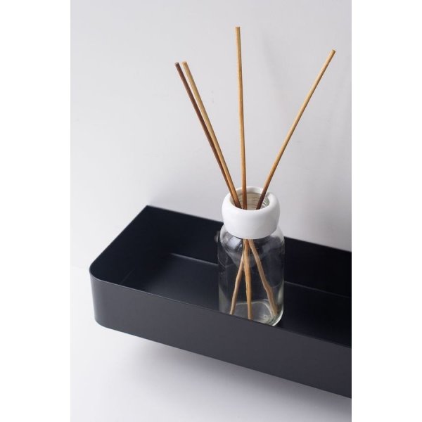 Yin-seinähylly 60 cm - musta Yin-seinähylly 60 cm - musta