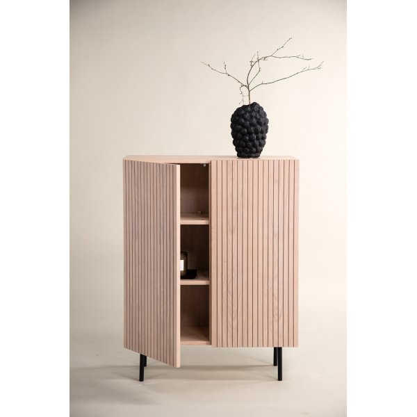 Björkön kaappi - Whitewash/musta Björkön kaappi - Whitewash/musta