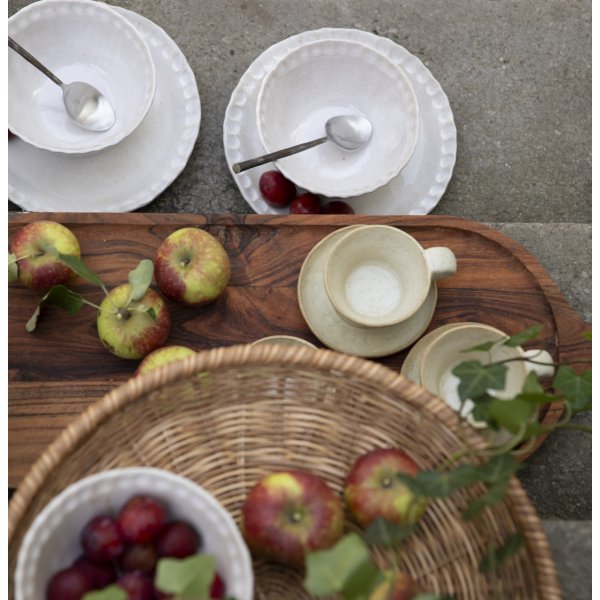 Provence ulkoiluryhm�: Scottsdale py�re� harmaa/valkoinen ruokap�yt� �112 cm sis�lt�en 4 Provence nojatuolia harmaata synteettis