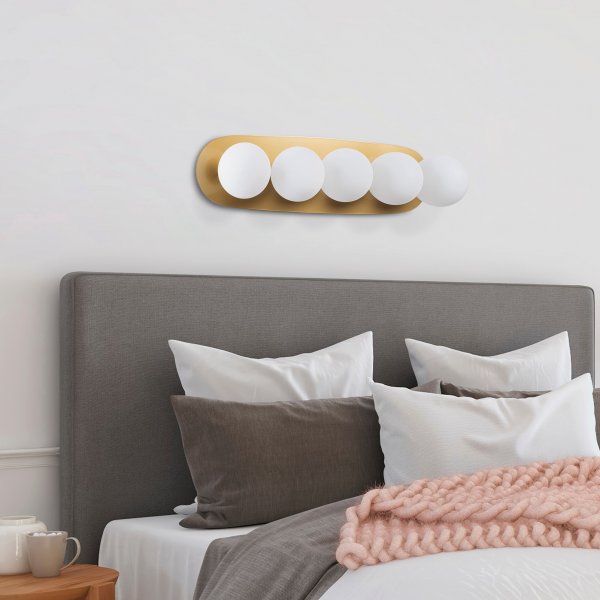 Kaivon seinävalaisin 11731 - Kulta Kaivon seinävalaisin 11731 - Kulta