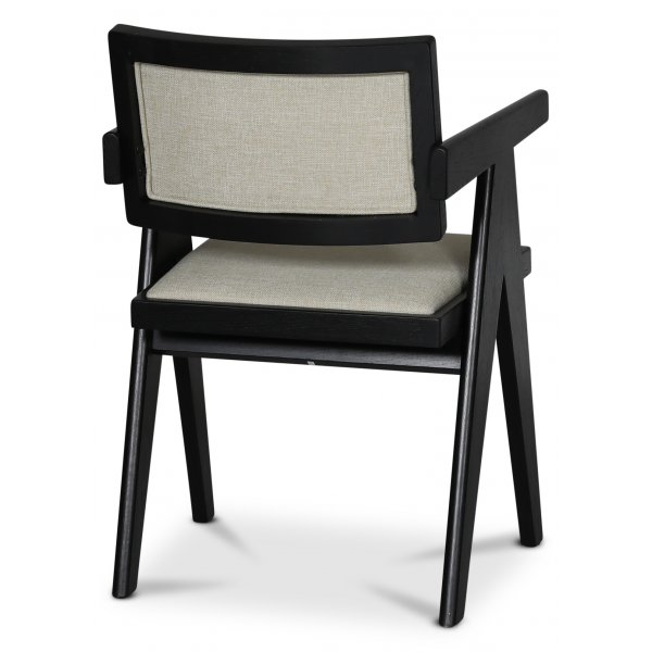 Sara-nojatuoli mustaksi petsattua tammi- ja pellavaverhoilua Sara-nojatuoli mustaksi petsattua tammi- ja pellavaverhoilua