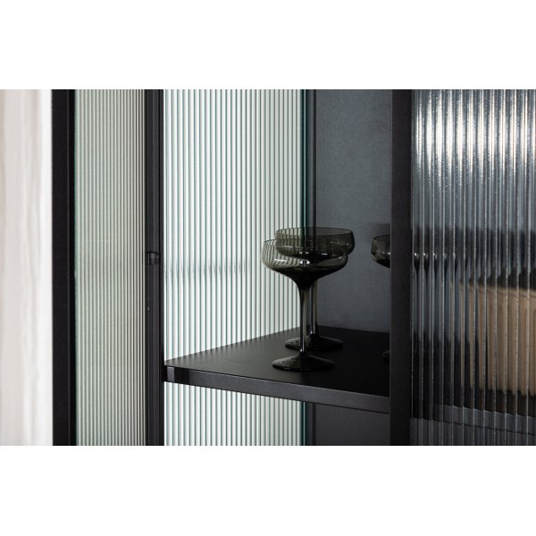 Torso lasikaappi - musta Torso lasikaappi - musta