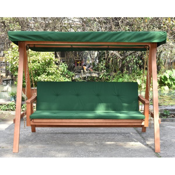 Kokoontaitettava puinen riippumatto vihre�ll� katolla