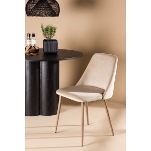 Beige samettinen ruokapöydän tuoli Beige samettinen ruokapöydän tuoli