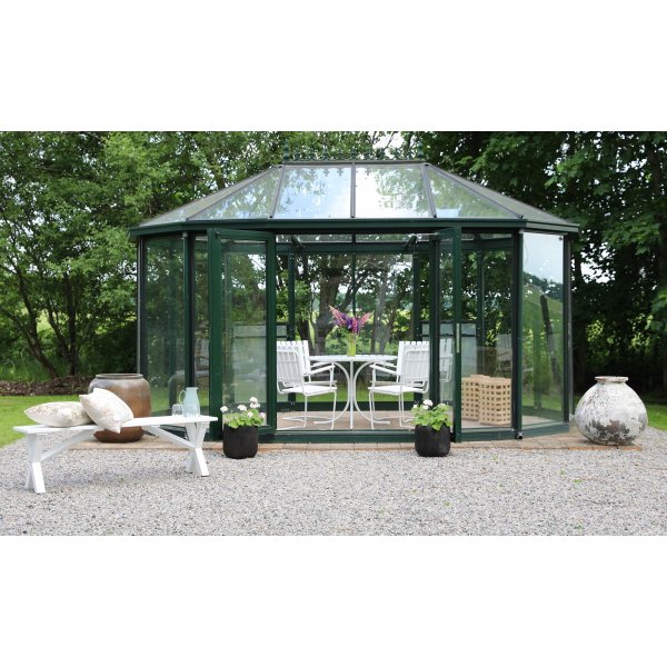 Ruokailuryhmä jousiteräksestä ja valkoisesta männystä (Euroopassa valmistettu) - Vaxholm Ruokailuryhmä jousiteräksestä ja valkoisesta männystä (Euroopassa valmistettu) - Vaxholm