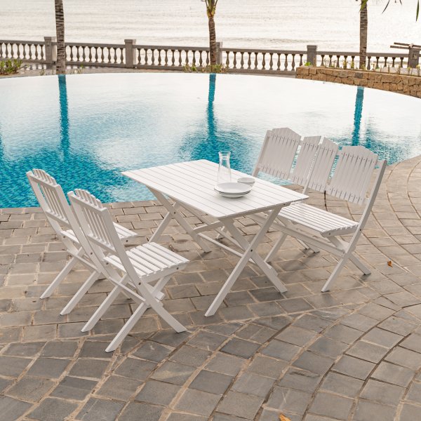 Haväng klassinen valkoinen ulkoiluryhmä; sohva, pöytä ja 2 tuolia Haväng klassinen valkoinen ulkoiluryhmä; sohva, pöytä ja 2 tuolia